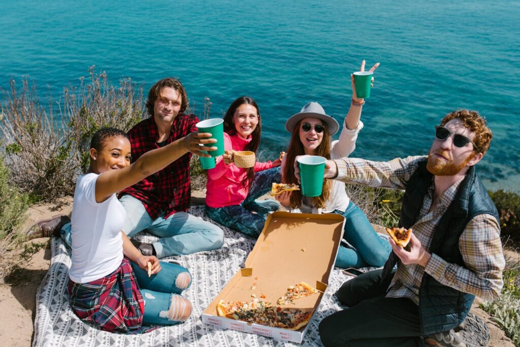 TOP 10 Teambuilding Ideen: In den Bergen, am Strand oder Low-Budget Team Erlebnisse 7 pexels rdne 7348857